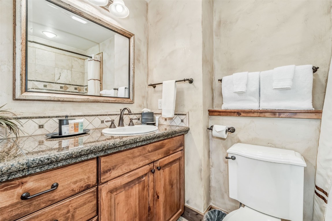 2525 Village DRIVE 2E