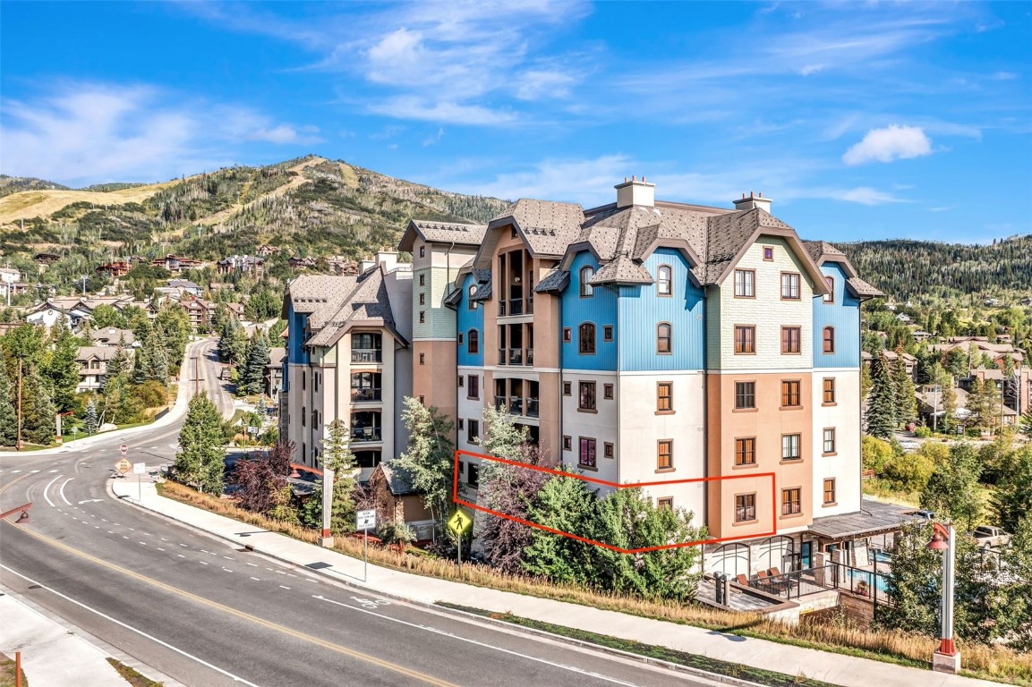 2525 Village DRIVE 2E