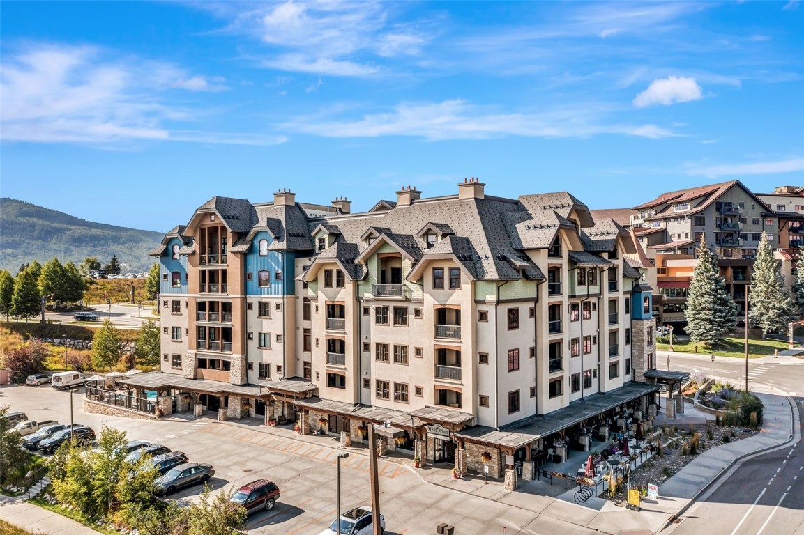 2525 Village DRIVE 2E