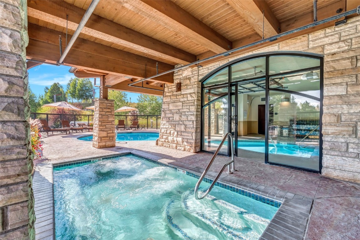 2525 Village DRIVE 2E