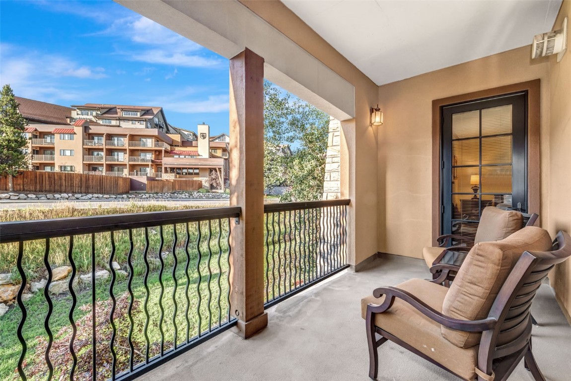 2525 Village DRIVE 2E