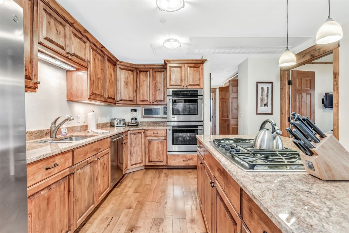 2525 Village DRIVE 2E