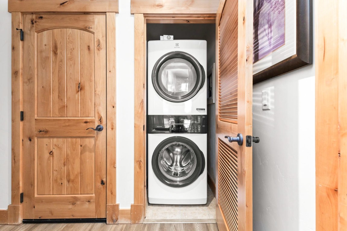 1750 Medicine Springs DRIVE 6303