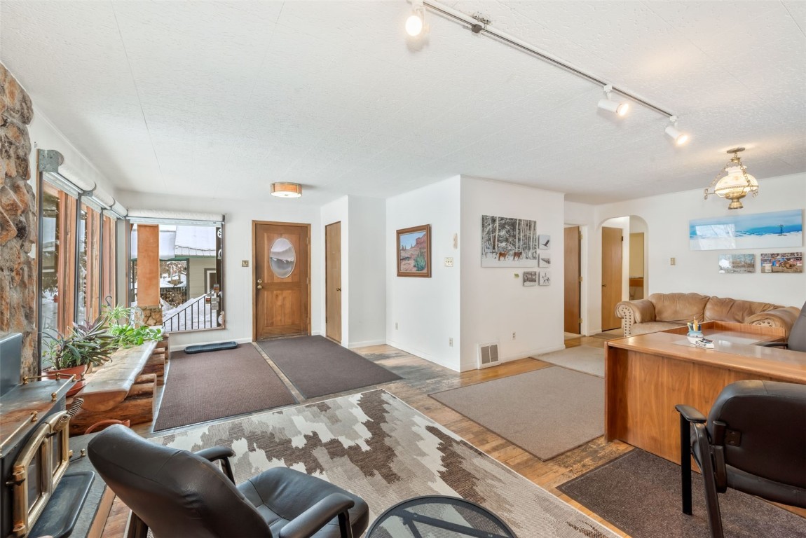 434 Oak STREET N/A