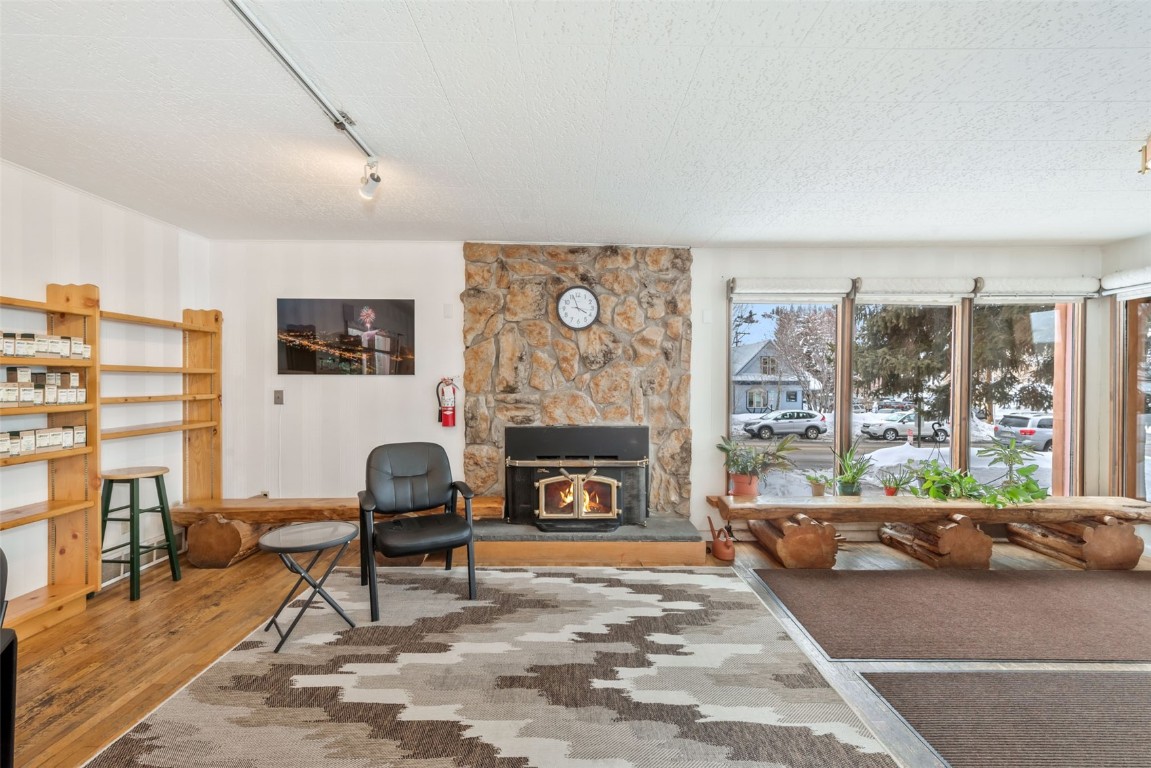 434 Oak STREET N/A