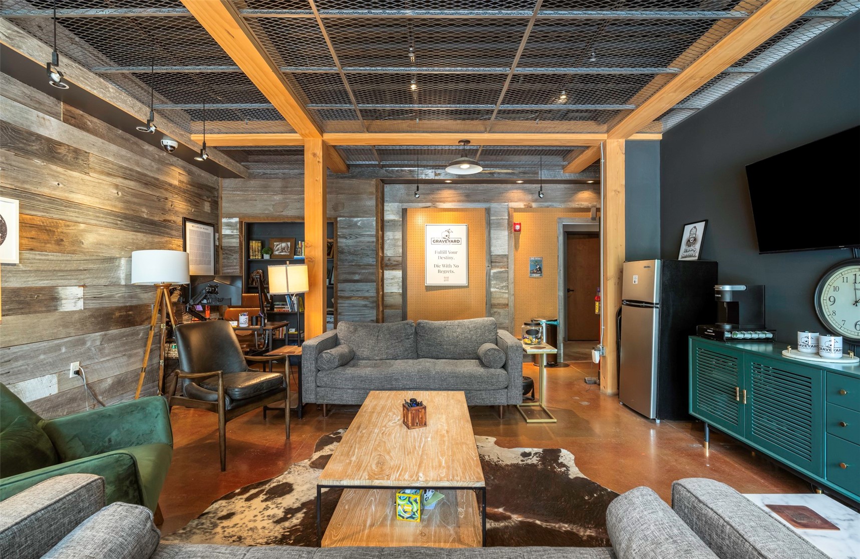 35 5th STREET 102