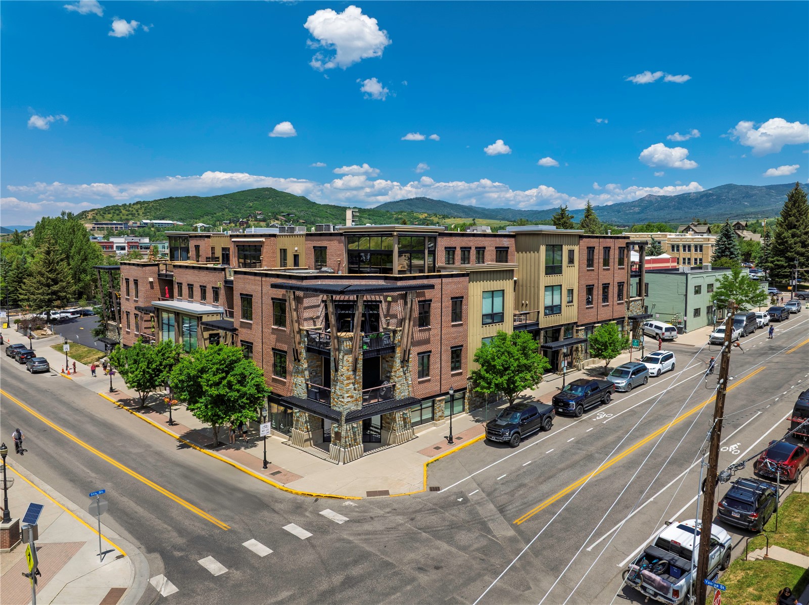 35 5th STREET 102