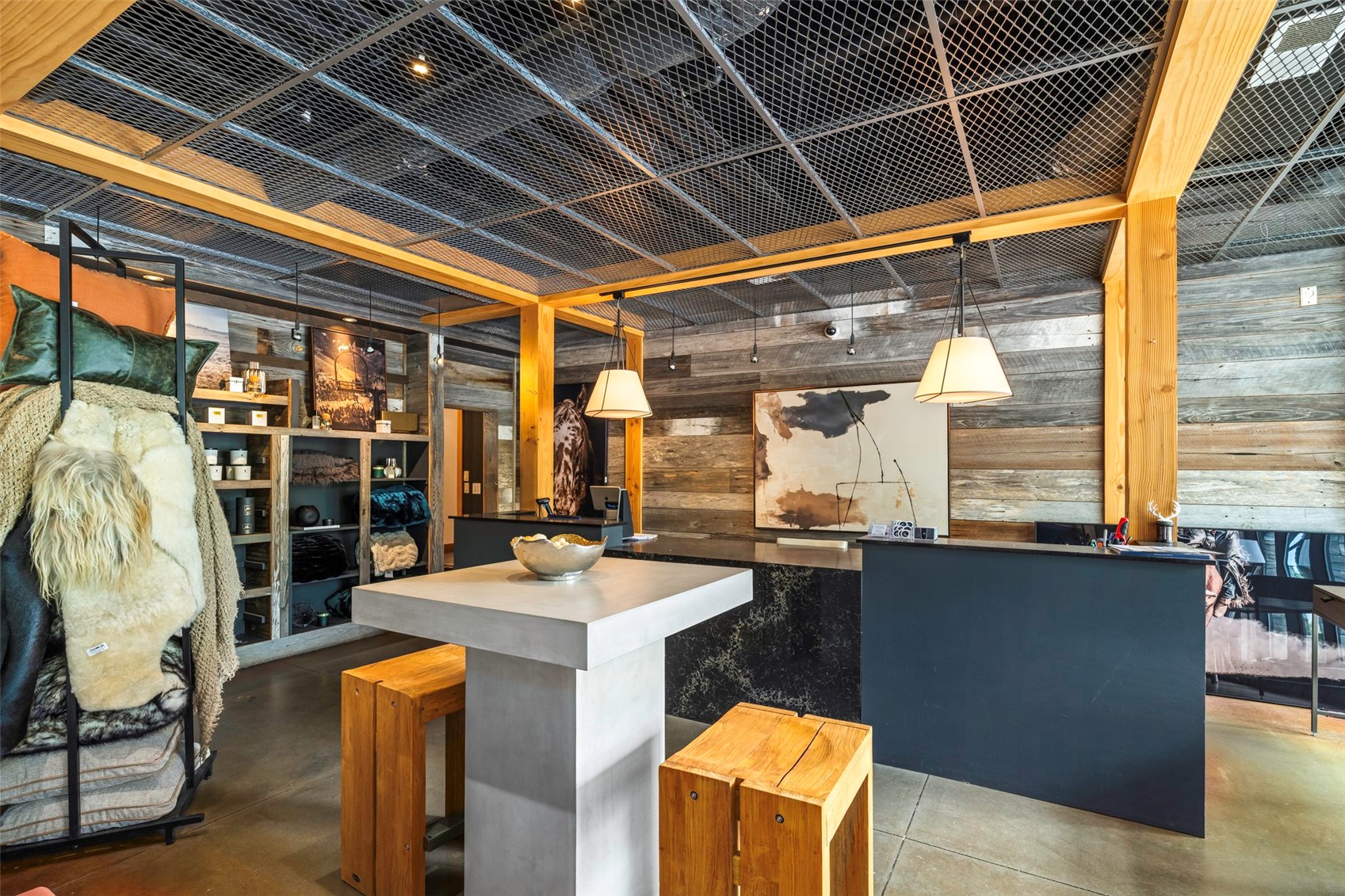 35 5th STREET 102