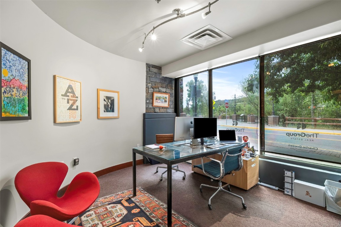 35 5th STREET 103