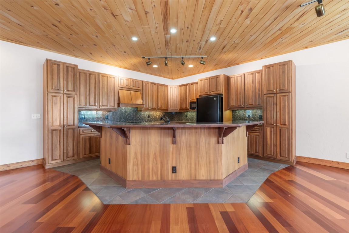302 Cherry DRIVE