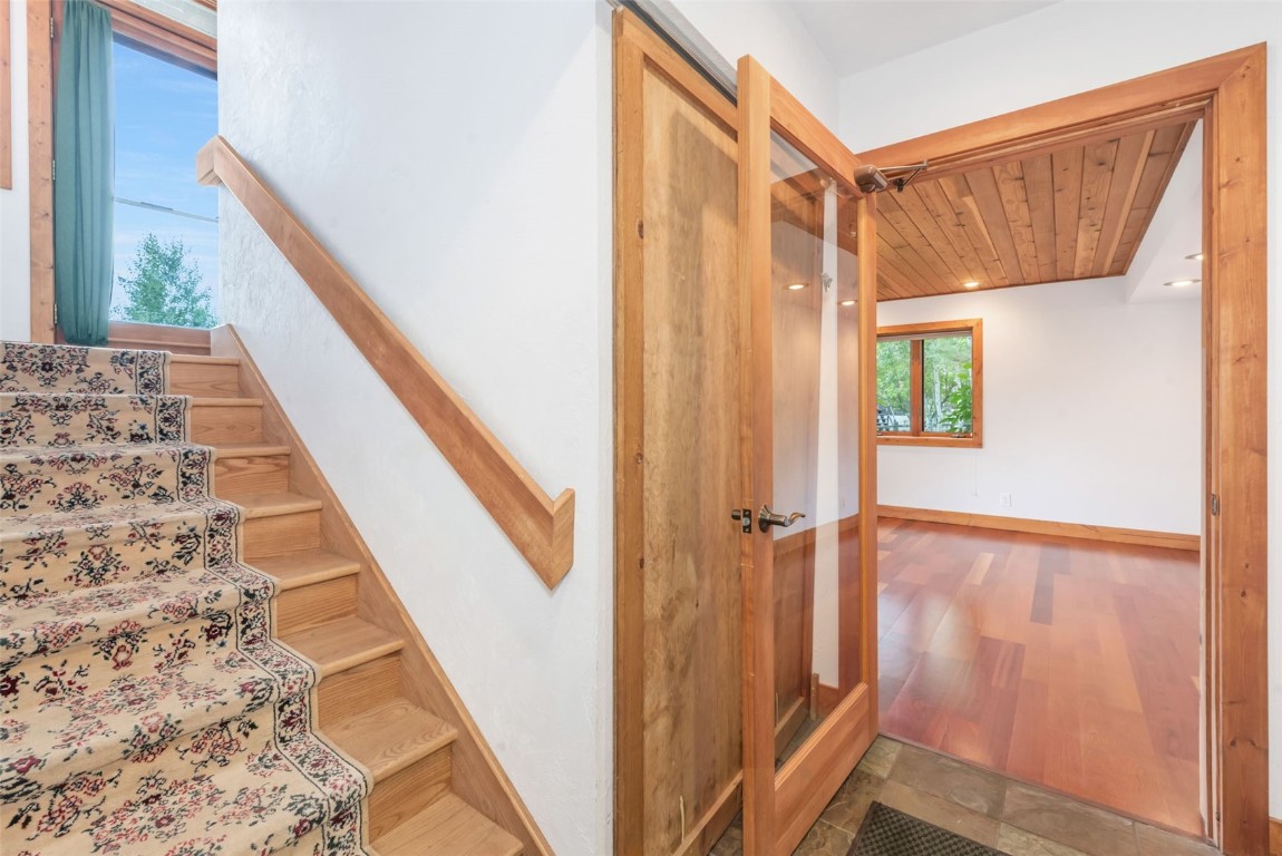 302 Cherry DRIVE