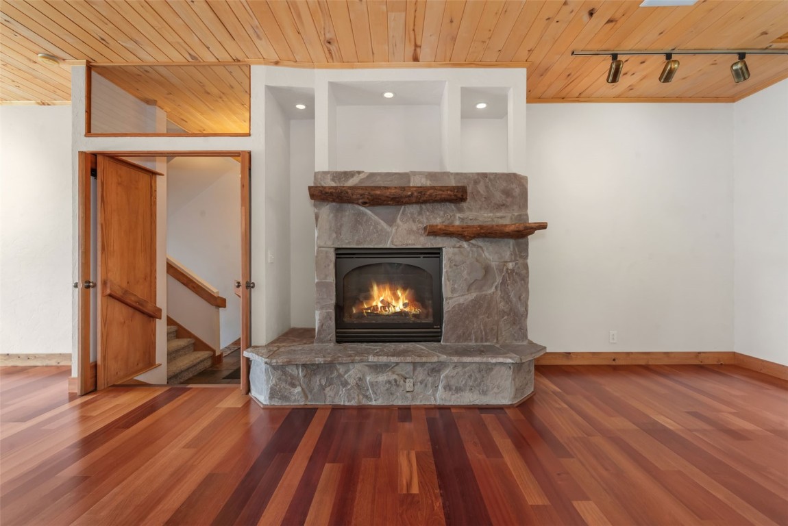 302 Cherry DRIVE