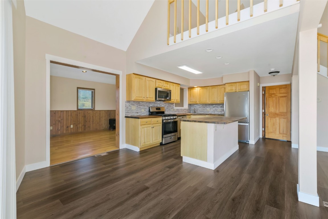31255 Redtail LANE