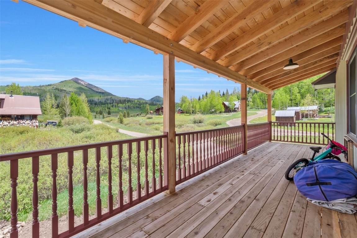 25640 + LOT 6th AVENUE