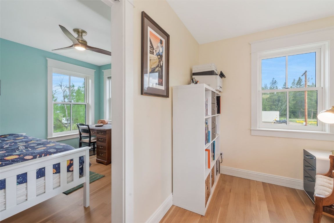 25640 + LOT 6th AVENUE