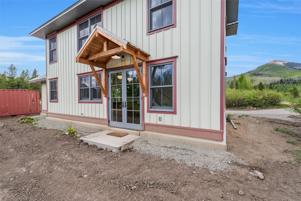 25640 + LOT 6th AVENUE