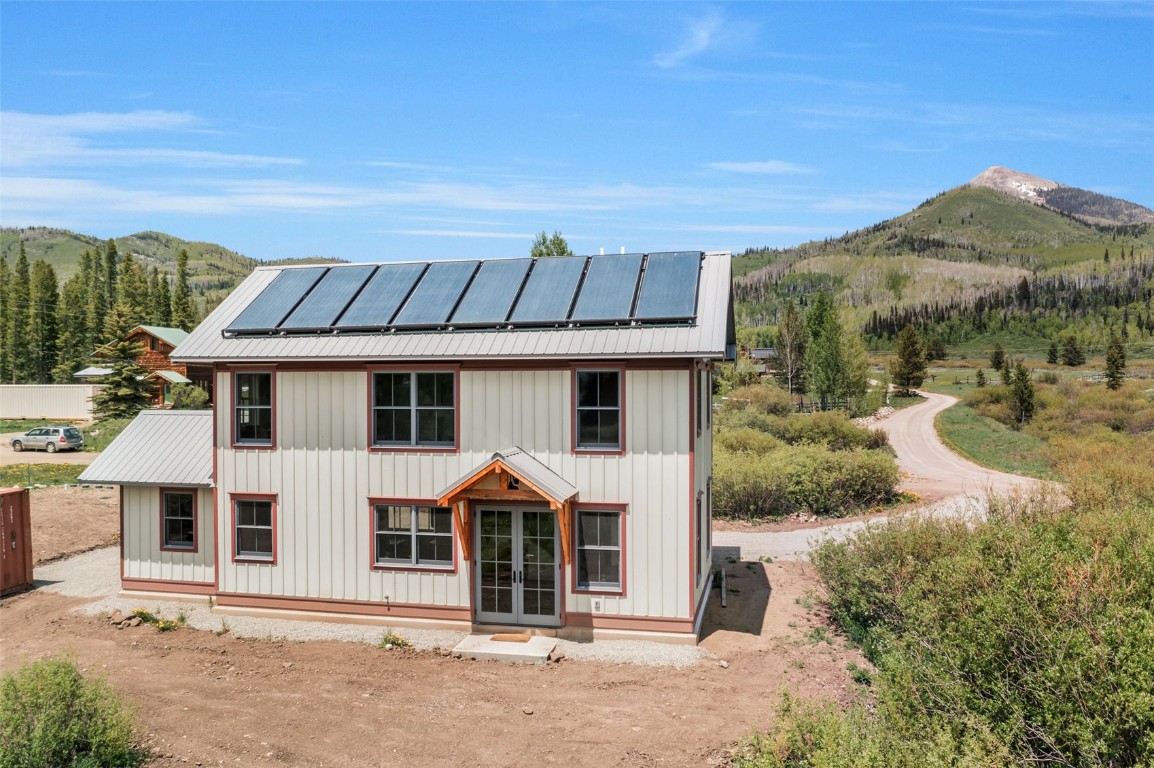 25640 + LOT 6th AVENUE