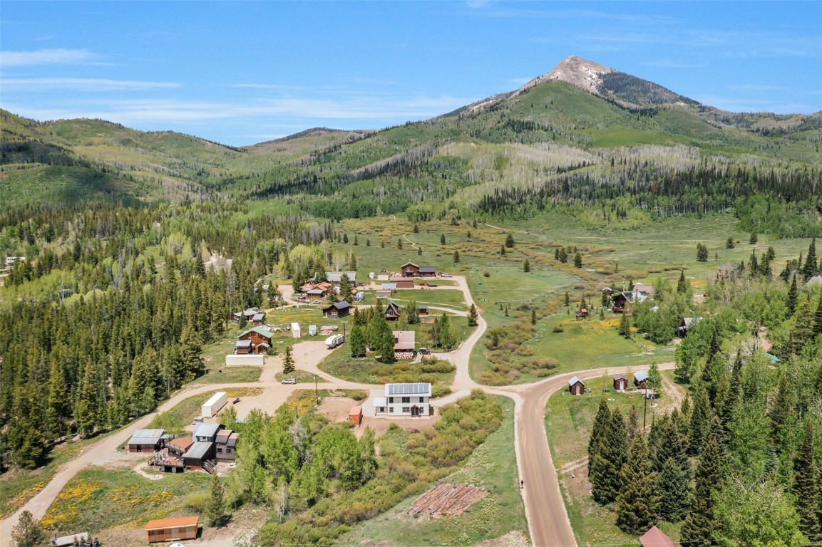 25640 + LOT 6th AVENUE