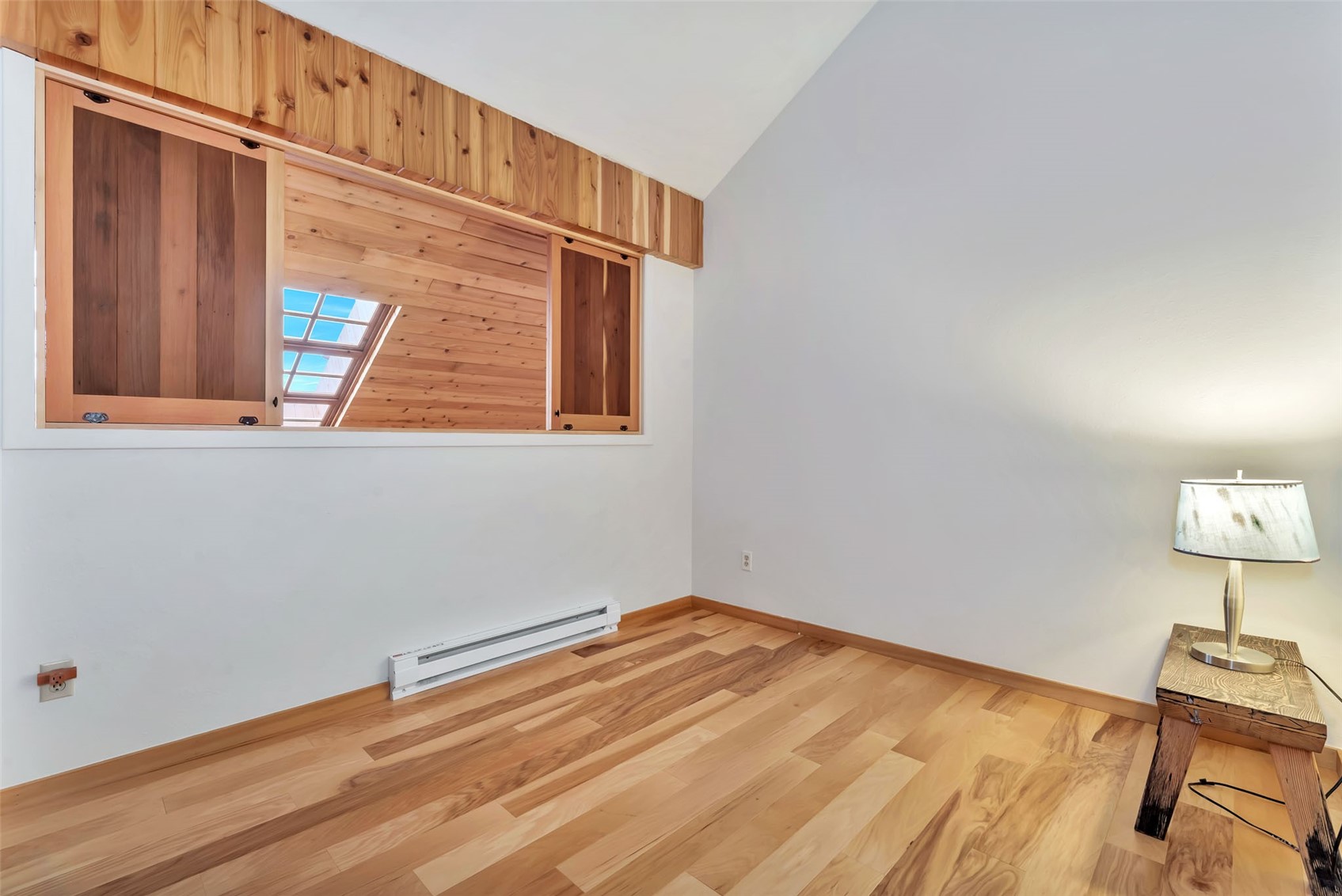 23050 Schussmark TRAIL E