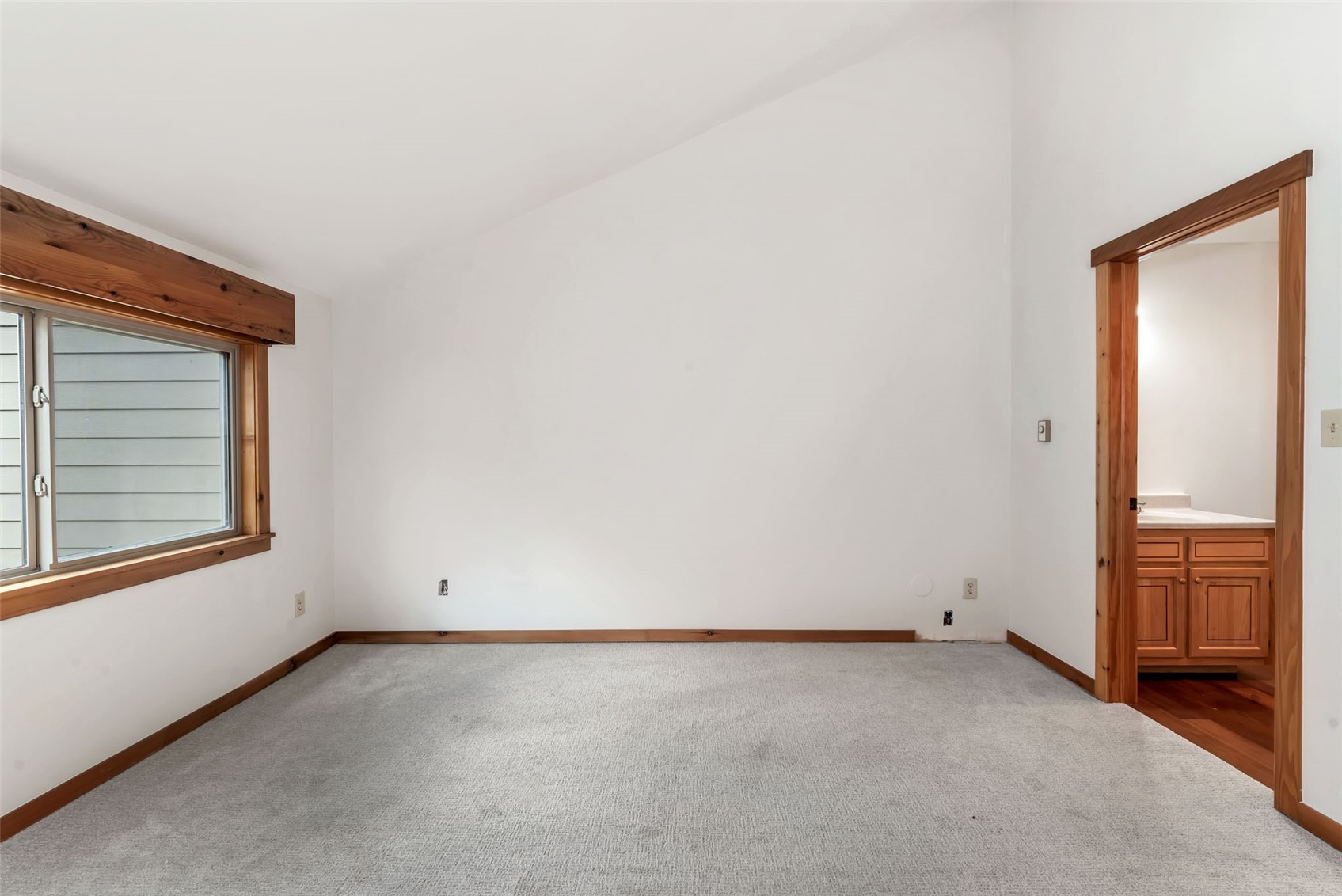 23050 Schussmark TRAIL E