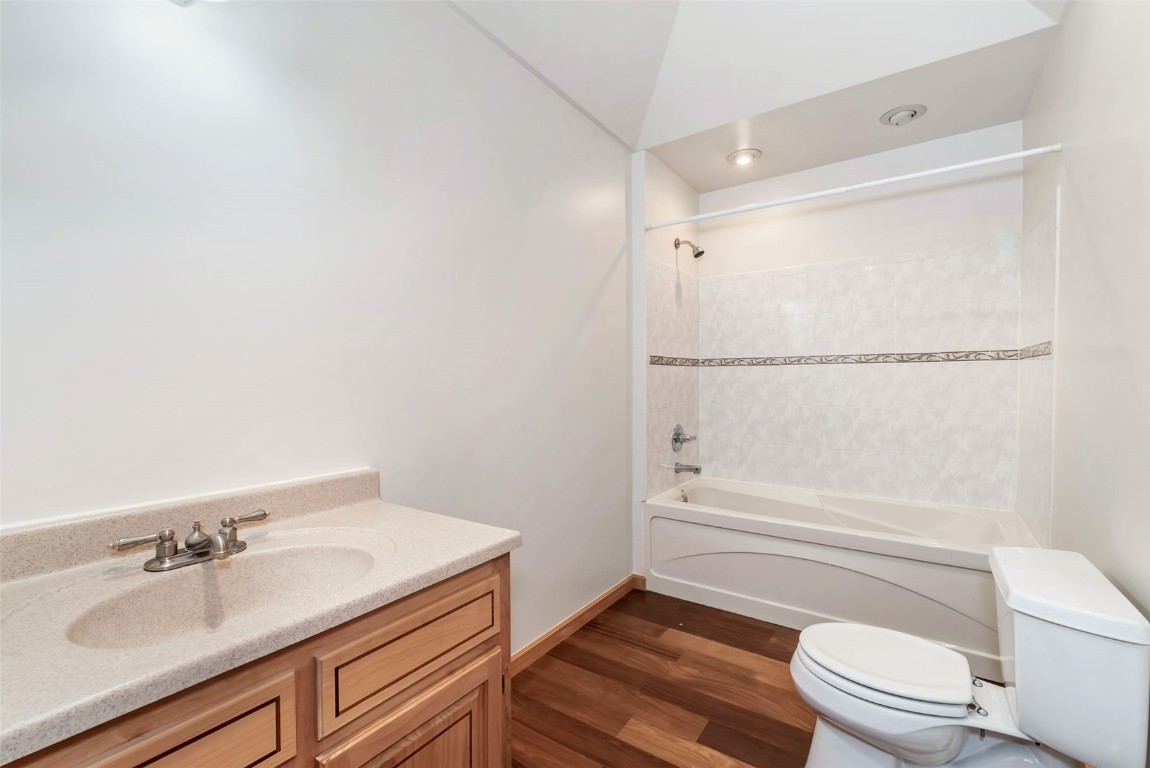 23050 Schussmark TRAIL E