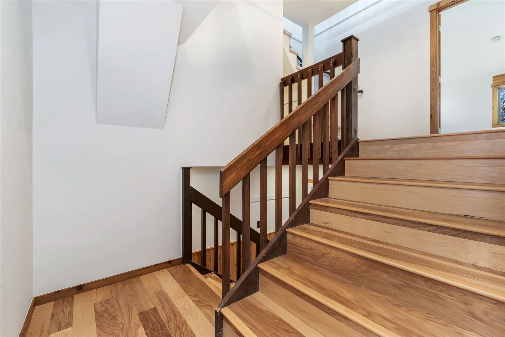 23050 Schussmark TRAIL E