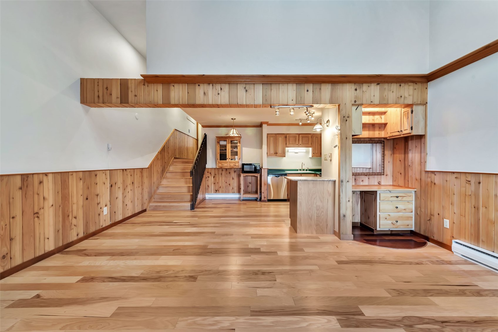 23050 Schussmark TRAIL E