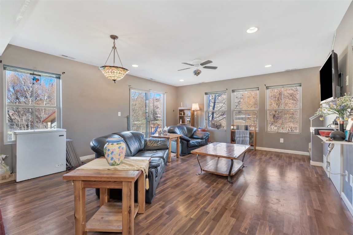 2752 Honeysuckle LANE