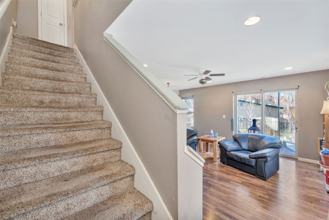 2752 Honeysuckle LANE