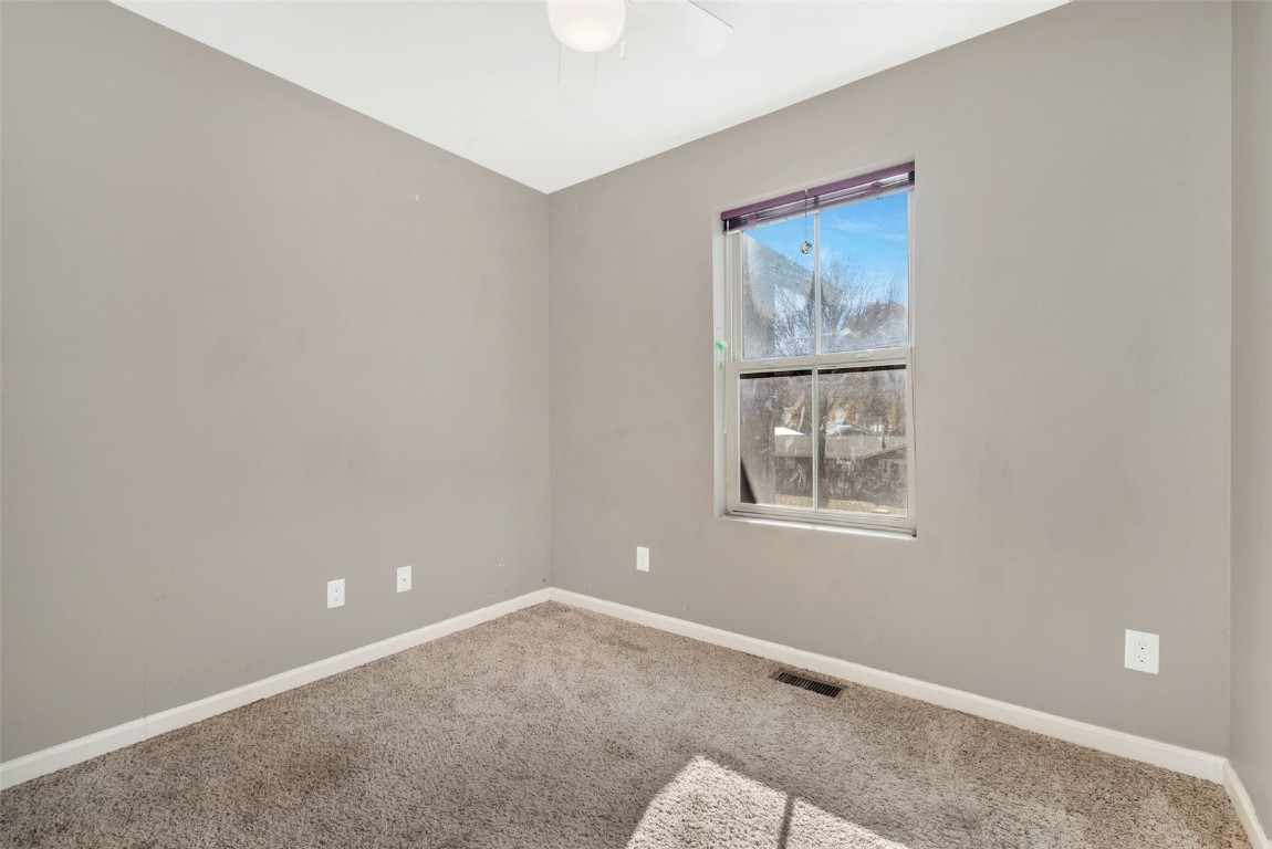 2752 Honeysuckle LANE