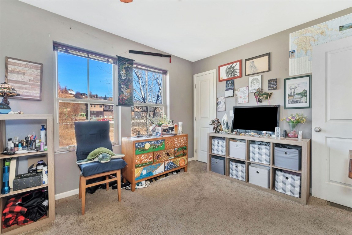 2752 Honeysuckle LANE