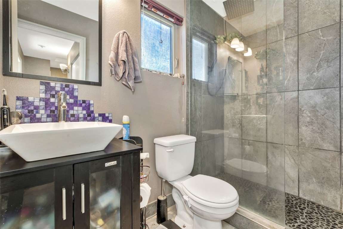 2752 Honeysuckle LANE