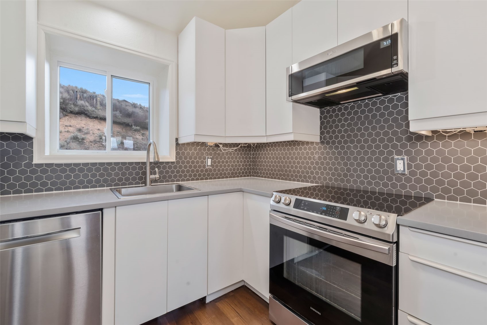 30321 County Road 16 204