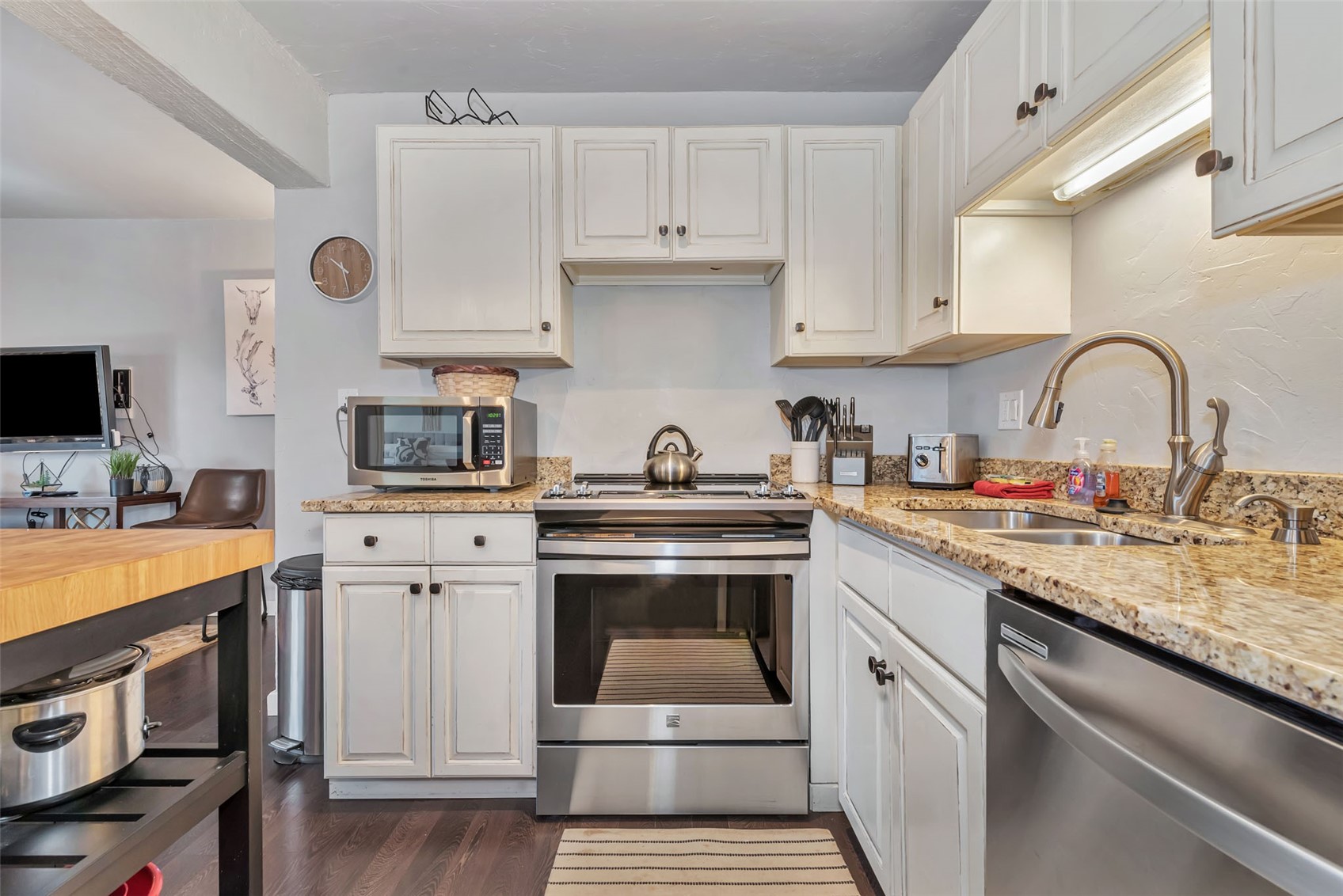 2235 Storm Meadows DRIVE 332