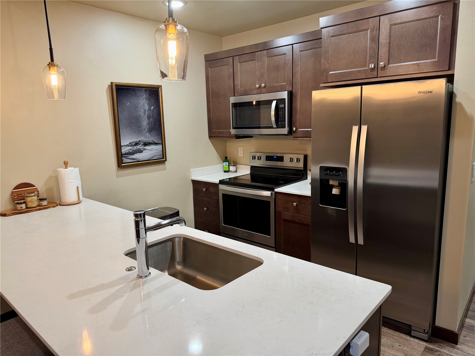 330 Fox Springs CIRCLE S 303