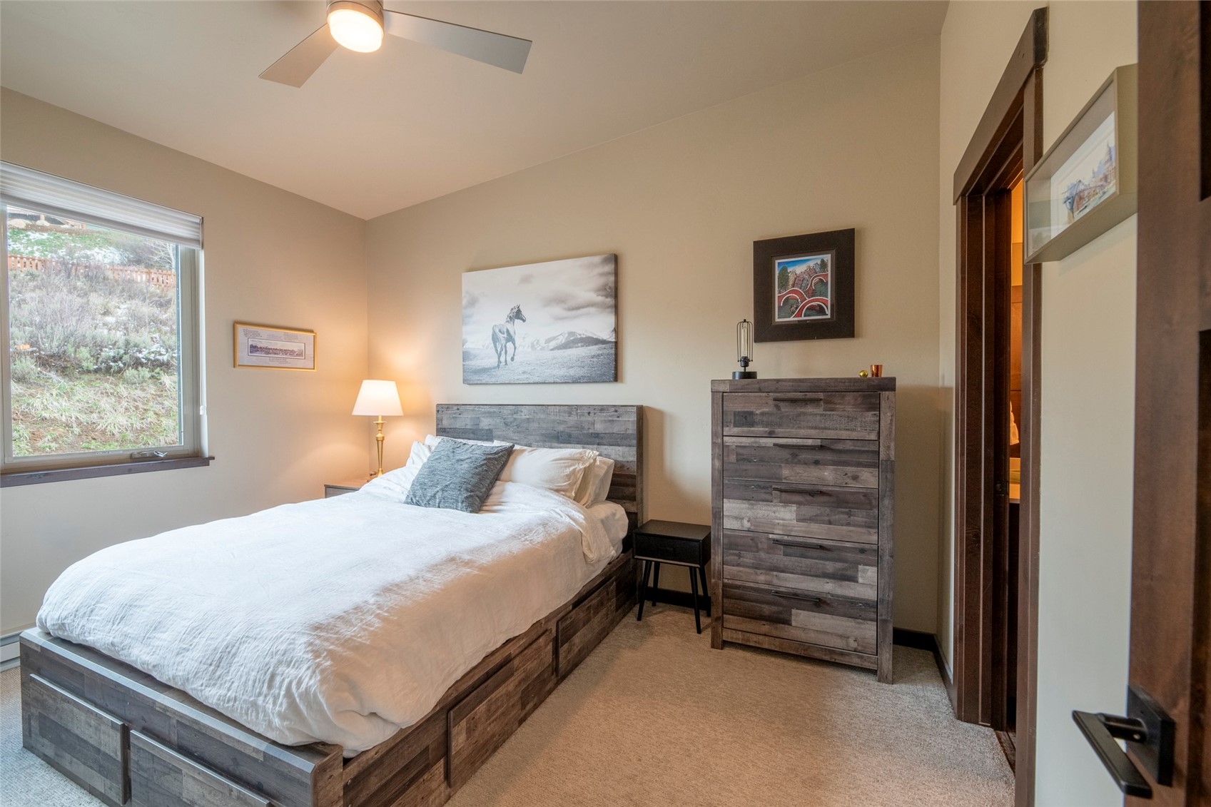 330 Fox Springs CIRCLE S 303