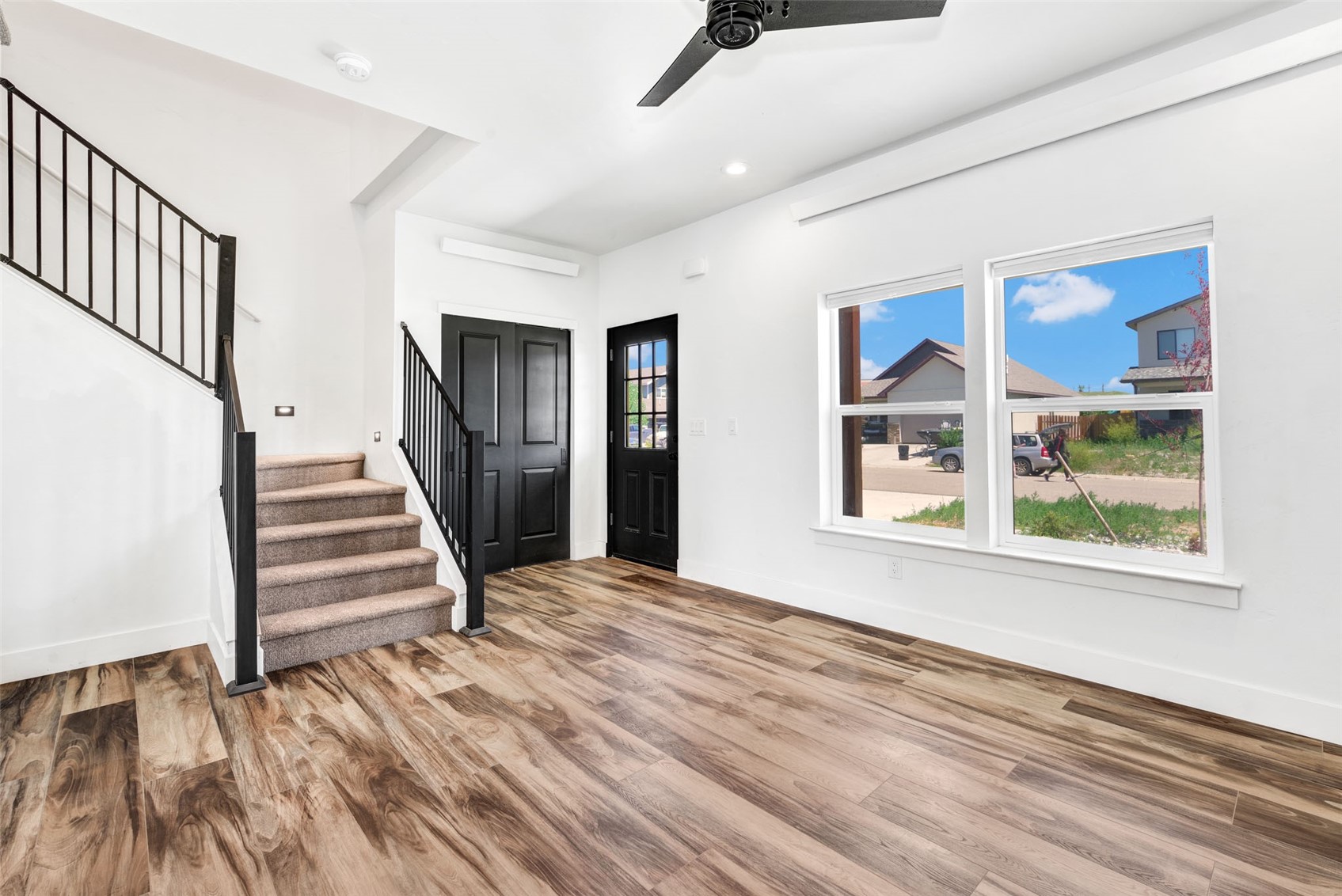 882 Dry Creek South ROAD