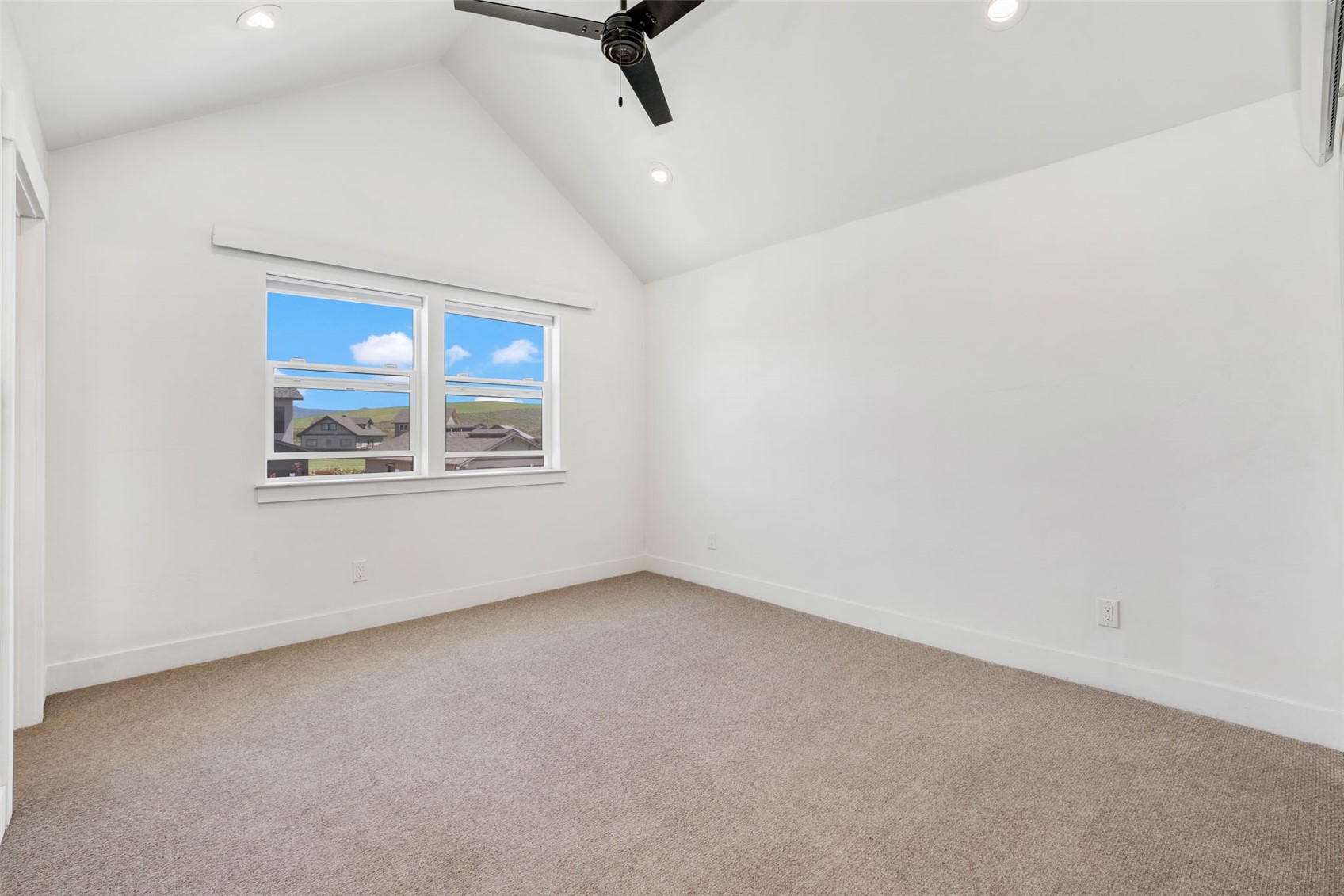 882 Dry Creek South ROAD