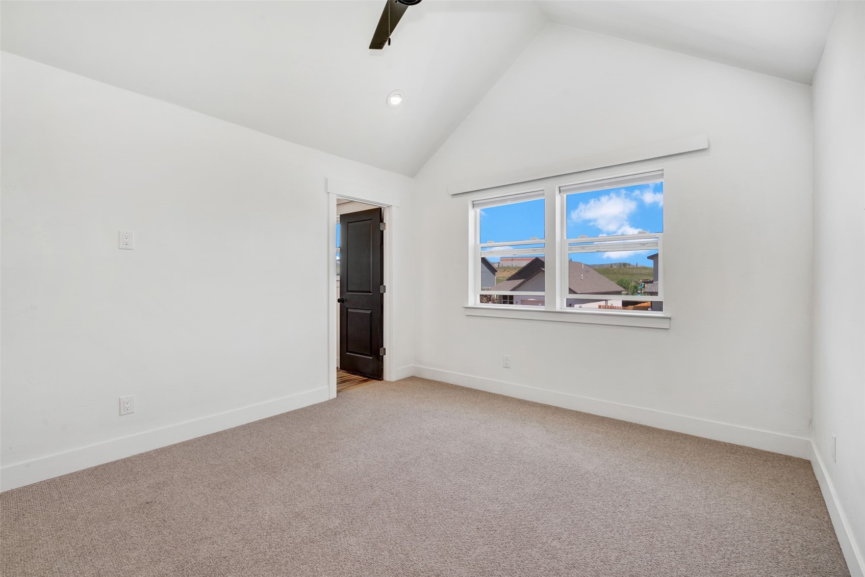 882 Dry Creek South ROAD