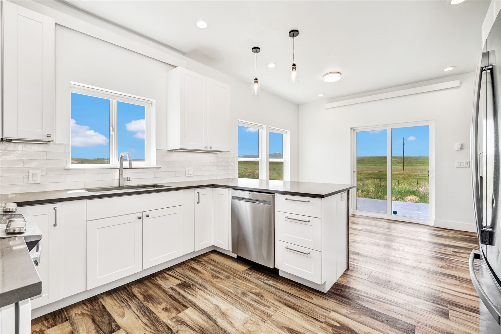 882 Dry Creek South ROAD