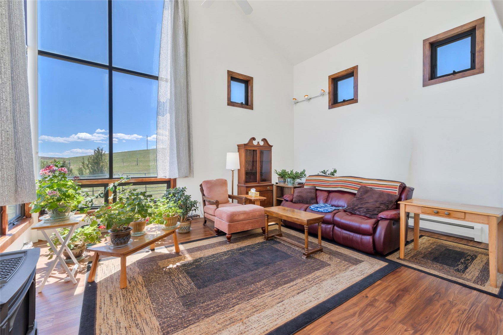 42255 Lookout LANE
