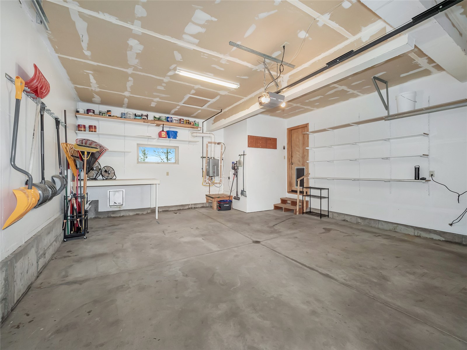 298 Harvest DRIVE