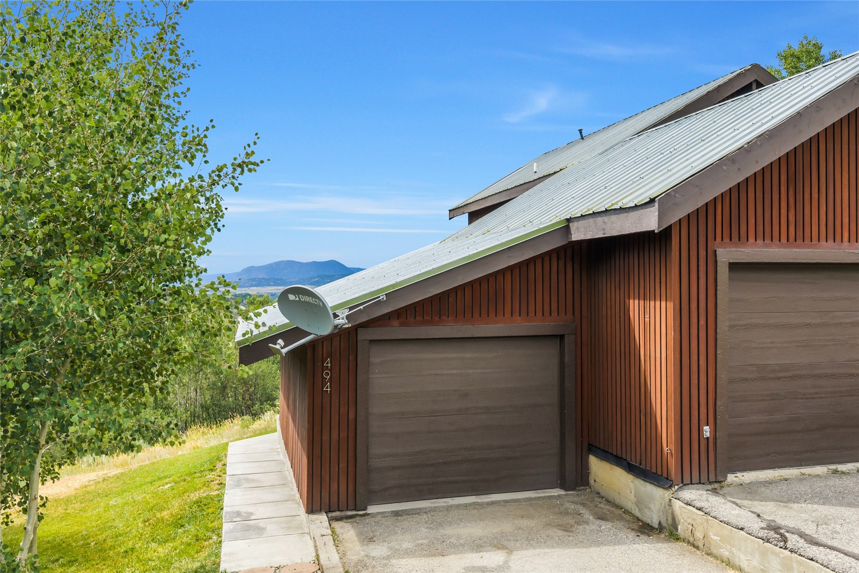 494 Tamarack DRIVE