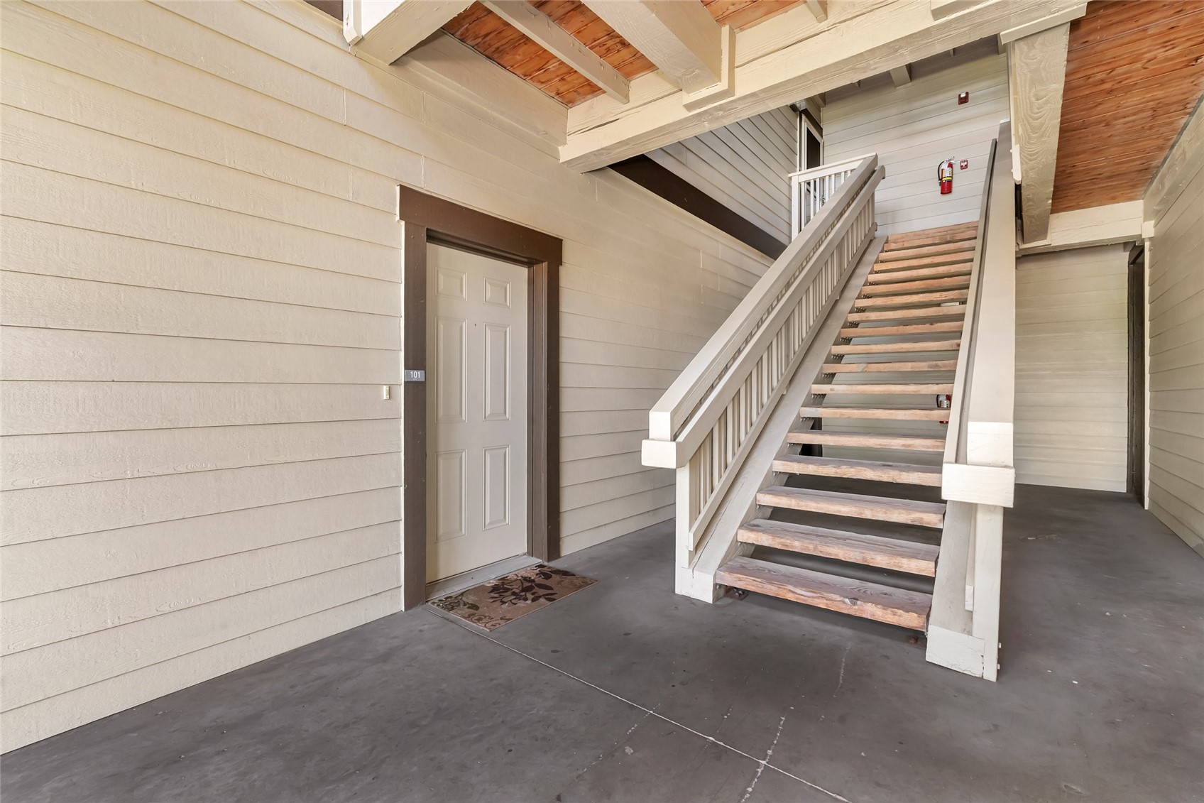 3370 Columbine DRIVE 101