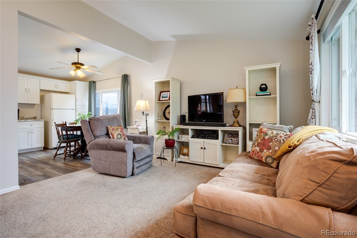 340 E View DRIVE