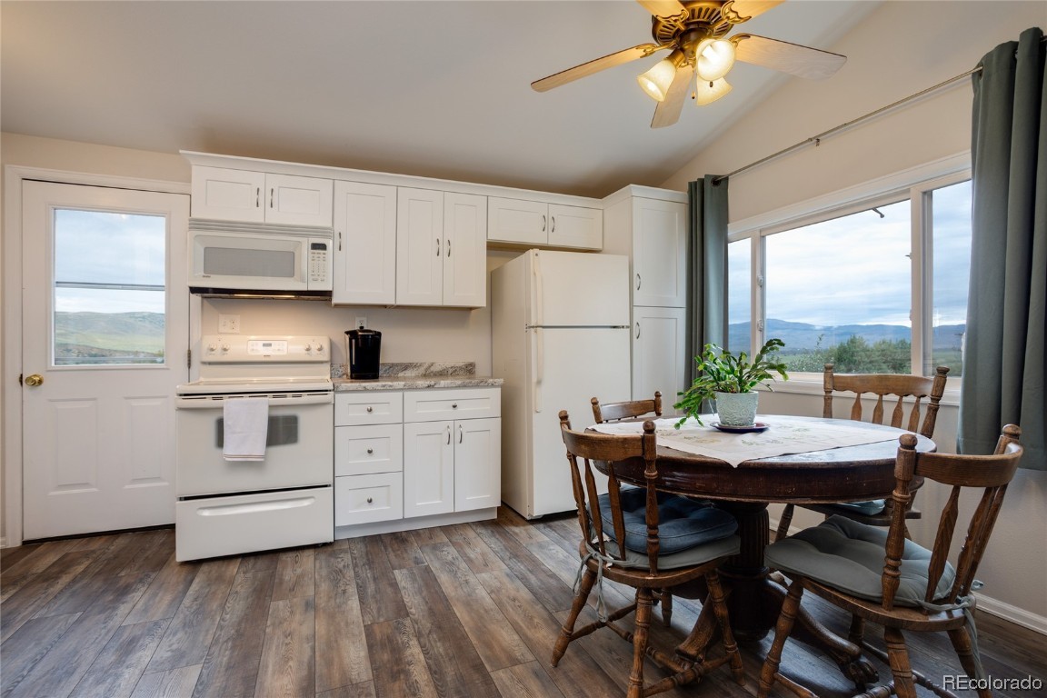 340 E View DRIVE