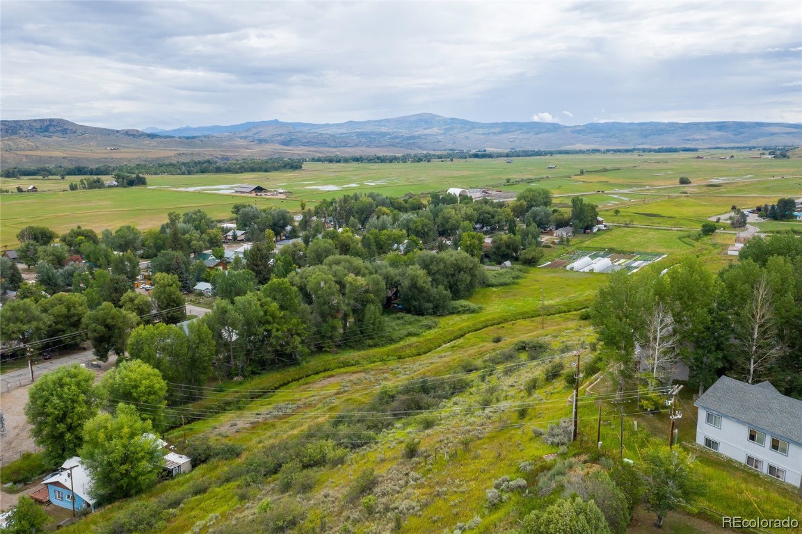340 E View DRIVE