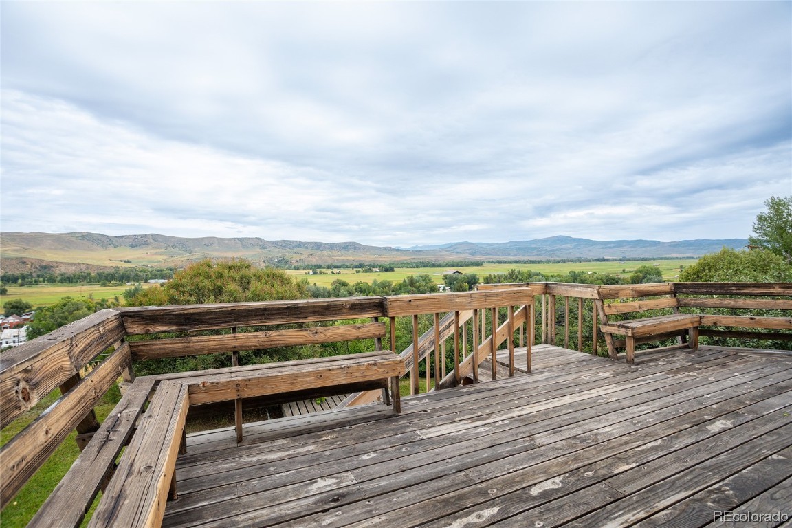 340 E View DRIVE