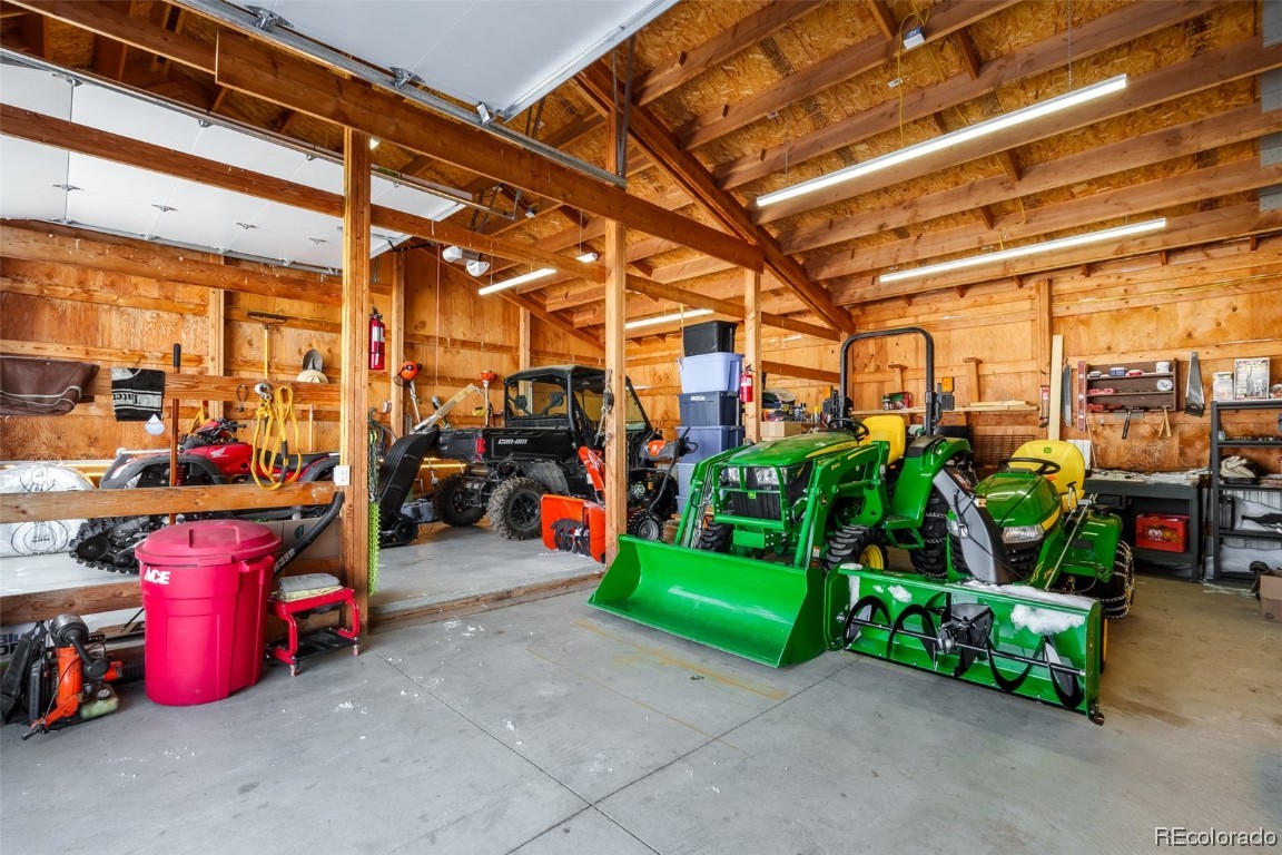 43750 Diamondback WAY