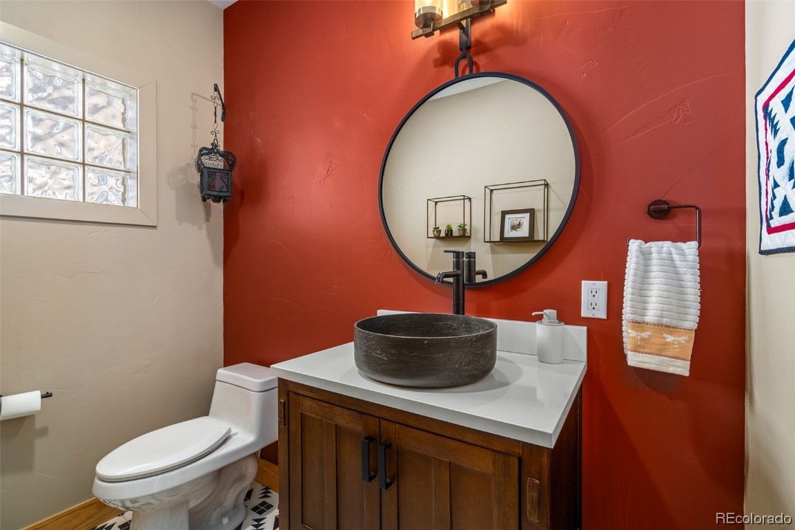 43750 Diamondback WAY